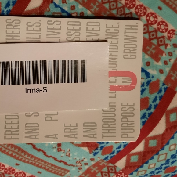 New Lularoe Irma Simply Comfortable Top Hi Low Tunic Shirt Size S Blue Maroon - Picture 5 of 6